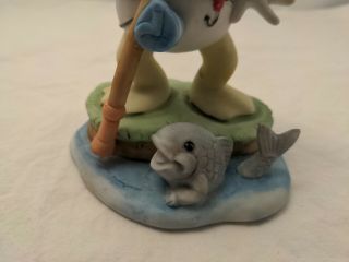 Disney Collectible - Donald Duck Tries Fishing 2