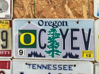 University Of Oregon Ducks Alumni License Plate From Oregon