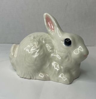 Vintage 5” Ceramic Bunny Rabbit Figurine Has Signs Of Crazing