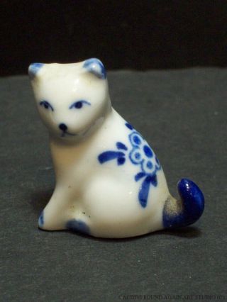 Vintage Blue White Cat Sitting Miniature Porcelain Figurine Small Kitten Figure