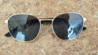 Vintage Ray Ban Rb3424 Gold Toned Frames