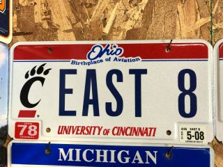 The University Of Cincinnati Bearcats Alumni License Plate Ohio East 8