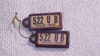 1942 & 1943 Ohio Dav License Tags No.  522 U B - Key Chain Plate F77