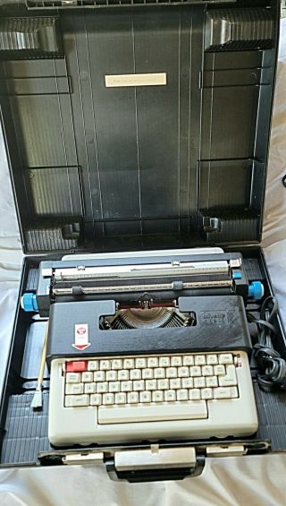 Olivetti Lettera 36 With Case,  Vintage Electric Typewriter,  Germany