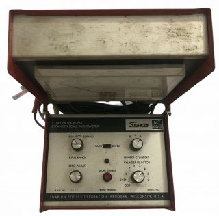 Vintage Snap - On Cylinder Shortening Expanded Scale Tachhometer Mt460
