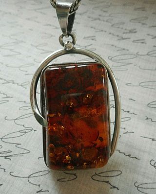 Large Vintage Sterling Silver Rich Dark Baltic Amber Pendant 31a72