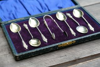 Set Of Sterling Silver Spoons And Sugar Tong (birmingham,  William Devenport 1911)