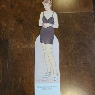 Diana Princess of Wales Paper Doll Book The Charity Dresses 1997 3