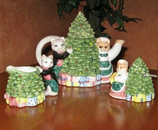 Meow Vintage Christmas Tree Cats Tea Pot Creamer Sugar Dish Set Collector Gift