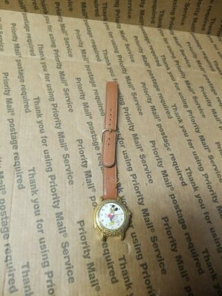 Vintage Disney Lorus Mickey Mouse Musical Watch Leather Band Striped Hand