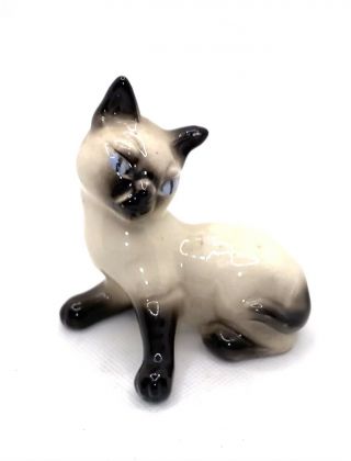 Vintage Robert Simmons Porcelain Siamese Cat Figurine Signed