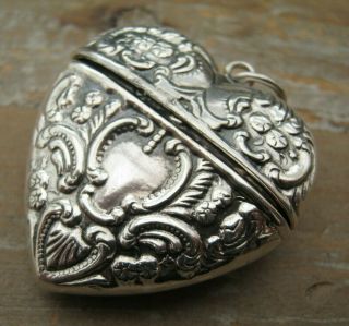 Pretty Rococo Heart Birmingham Hallmarked Sterling Silver Vesta Case Box Locket