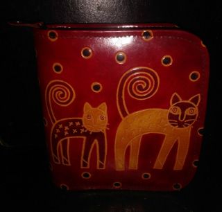 Gorgeous Unique 12 Cd Dvd Holder Case Wallet Zip Up Red Brown Leather Cat Design