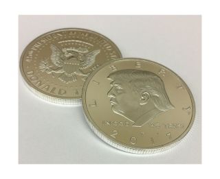 2017 President Donald Trump Inaugural Silver EAGLE Commemorative Novelty Coin. 2