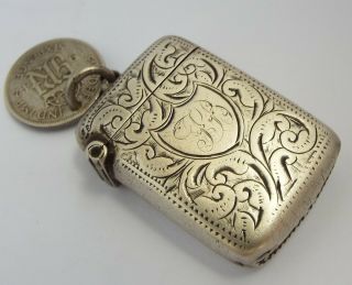 Lovely Decorative English Antique 1900 Solid Sterling Silver Vesta Match Case