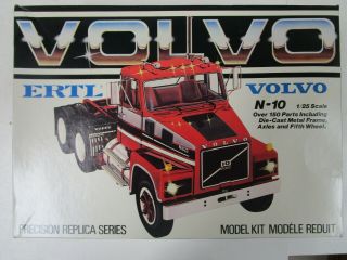 Vintage Ertl Volvo N - 10 1:25 Scale Model Semi Tractor Kit 8037