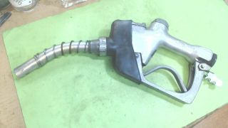 Vintage - - Dover - - Opw - Fil - O - Matic - 1a - Aluminum - Fuel Nozzle -