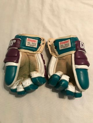 Cooper Vintage Leather Hockey Gloves 2