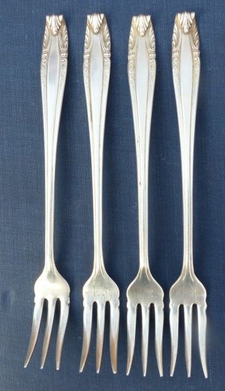 Stradivari By Wallace Sterling Silver Seafood/cocktail Forks Set Of 4 No Mono