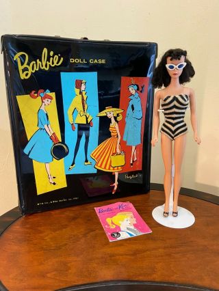 Vintage 4/5 Brunette Ponytail Barbie Mattel Outfit And Mattel Case