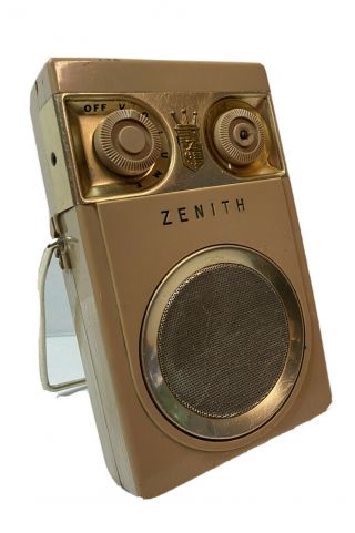 Vintage Zenith Owl Eye Royal " 500 " Transistor Radio And Leather Case
