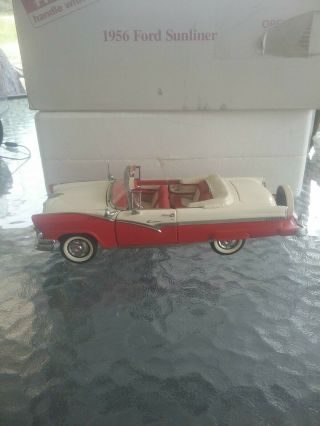 Danbury 1/24 Scale 1956 Ford Sunliner Convertible Box No Papers