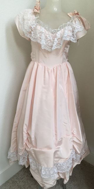 Vintage ‘70s Small Pink Satin White Lace Gunne Sax Dress W/satin And Tulle Slip