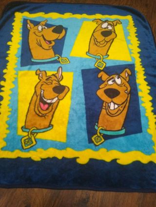 Scooby Doo Plush Throw Fleece Blanket Very Rare Cartoon Network Vtg Dog Blue
