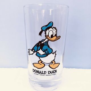 Vintage Walt Disney Productions Donald Duck Glass Tumbler 5 1/2” Tall