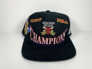 Vtg 1997 Chicago Bulls Nba Champions Logo Athletic Locker Room Snapback Hat