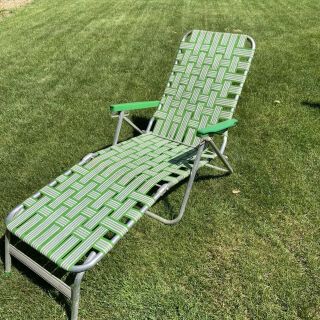 Vintage Chaise Lounge Green White Aluminum Webbed Adjustable Lawn Beach Chair