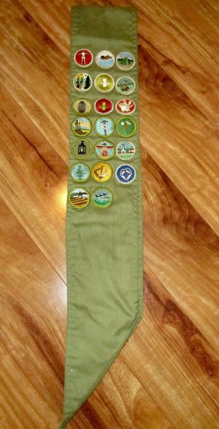 Vintage Boy Scout Green Sash with 20 Merit Badges 1960 ' s 3