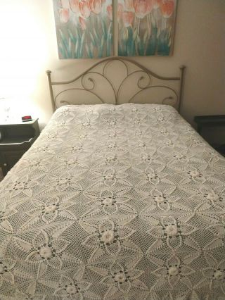 Vintage Hand Crochet Ivory Blanket Bedspread Coverlet 100 x 110 2