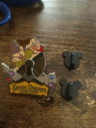 Disney Pin Authentic Seven Dwarfs Mine Train Dopey & Grumpy Rocking In Mine Cart