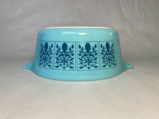 Vintage Pyrex Casserole With Handles - Saxony “tree Of Life” 475b Pattern 2.  5 Qt