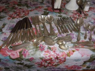 Vintage Community Plate Silverware/flatware 8 Piece Place Setting And More 66 Pc
