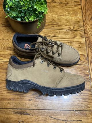 Vintage Rare Nike Acg Hiking Shoes Boots Trail Run Low Boots Tan Brown Size 8.  5