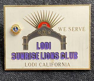 Vintage Lions Club International Vest Pin Lodi California Sunrise Lions