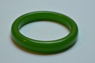 Vtg Chinese Apple Green Jadeite Jade Bangle Bracelet
