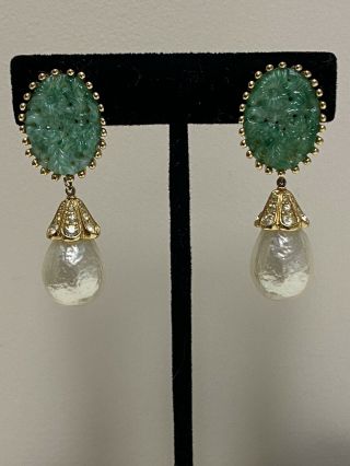 Stunning Vtg Jomaz Clip Earrings Faux Carved Jade Rhinestone Baroque Pearl Drop