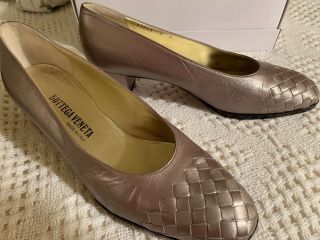Vintage Bottega Veneta Italy Women’s Shoes Pewter Woven Leather Size 9 B