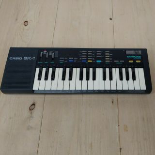 Casio Sk - 1 32 Key Sampling/looping Keyboard Vintage - 1985;.