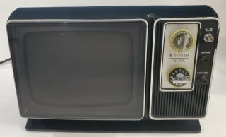 Vintage Zenith Ac/dc Portable 9 " Television Model K092y Black Tv W/ Screen Cover