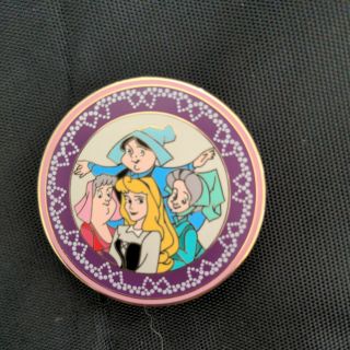 Family Portraits - Reveal/conceal Mystery - Sleeping Beauty - Pin 89468