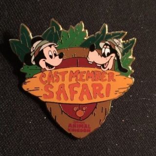 Mickey & Goofy Disney Pin Cast Member Safari Exclusive Wdw