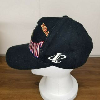 Vintage 1997 Chicago Bulls NBA Champions Logo Athletic Snapback Hat Cap Jordan 2
