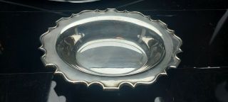 An Antique Silver Plated Fruit Dish By Walker And Hall.  Sheffield.  Mirror Finish.