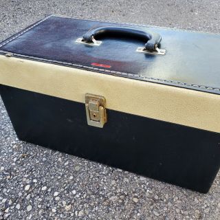 Vintage 45 Rpm 7.  5” Double Wide Latching Record Storage Carrying Case