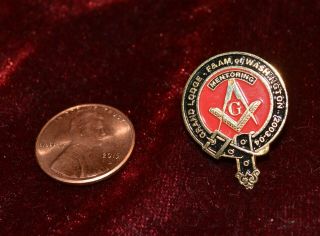 Grand Lodge F & Am Of Washington 2003 - 04 Mentoring Lapel Pin