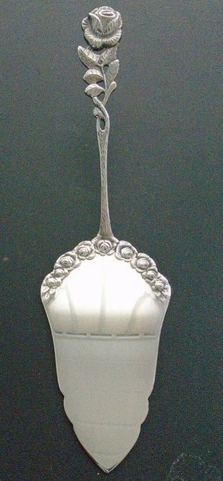 Artiko 100 silver plate cake slice with embossed & engraved roses to the handle 2